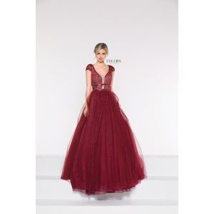 Red Colors Size 18 Ball gown dress